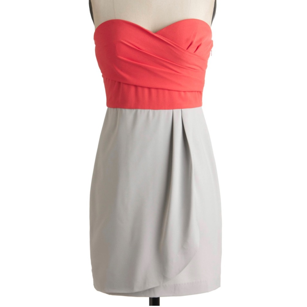 Minuet Coral & Gray Color Blocked Strapless Sweetheart Neckline Mini Party Dress
